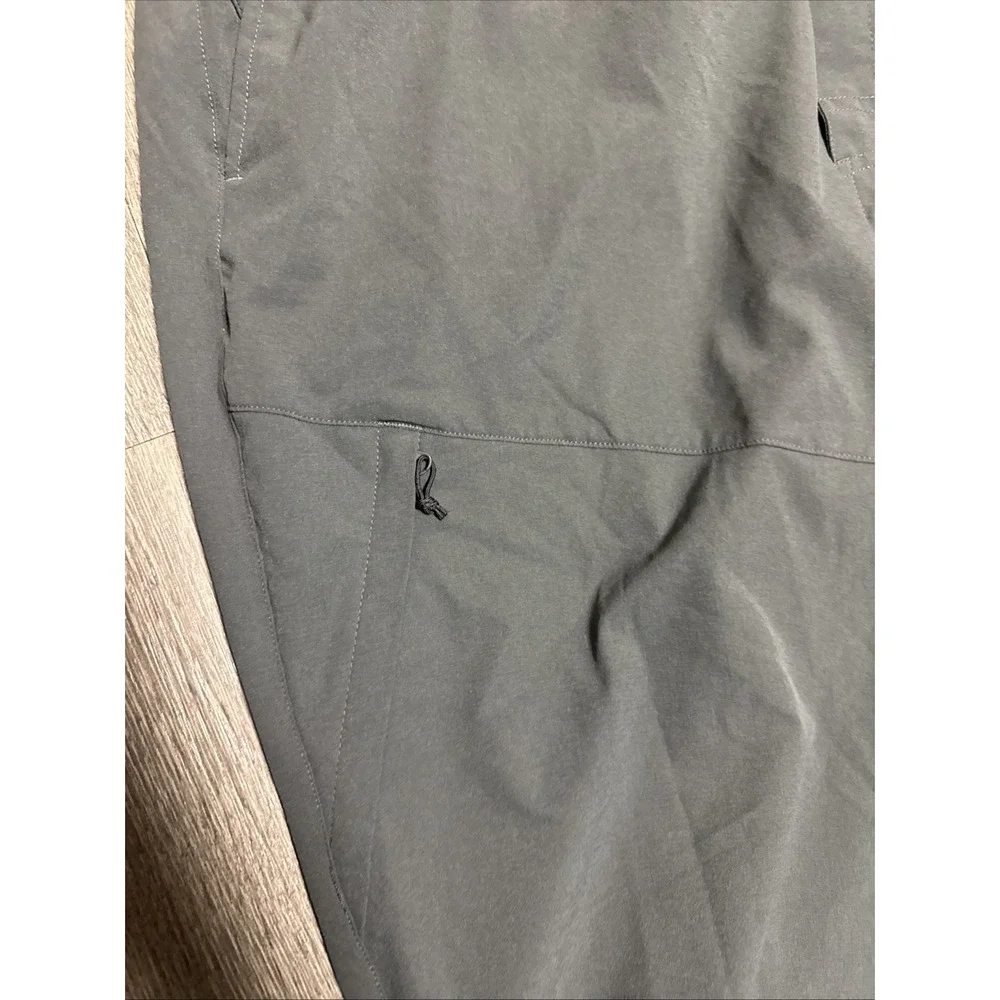 Mountain Hardwear Performance Hiking Activewear Pants Mens 40x32 Regular Gray